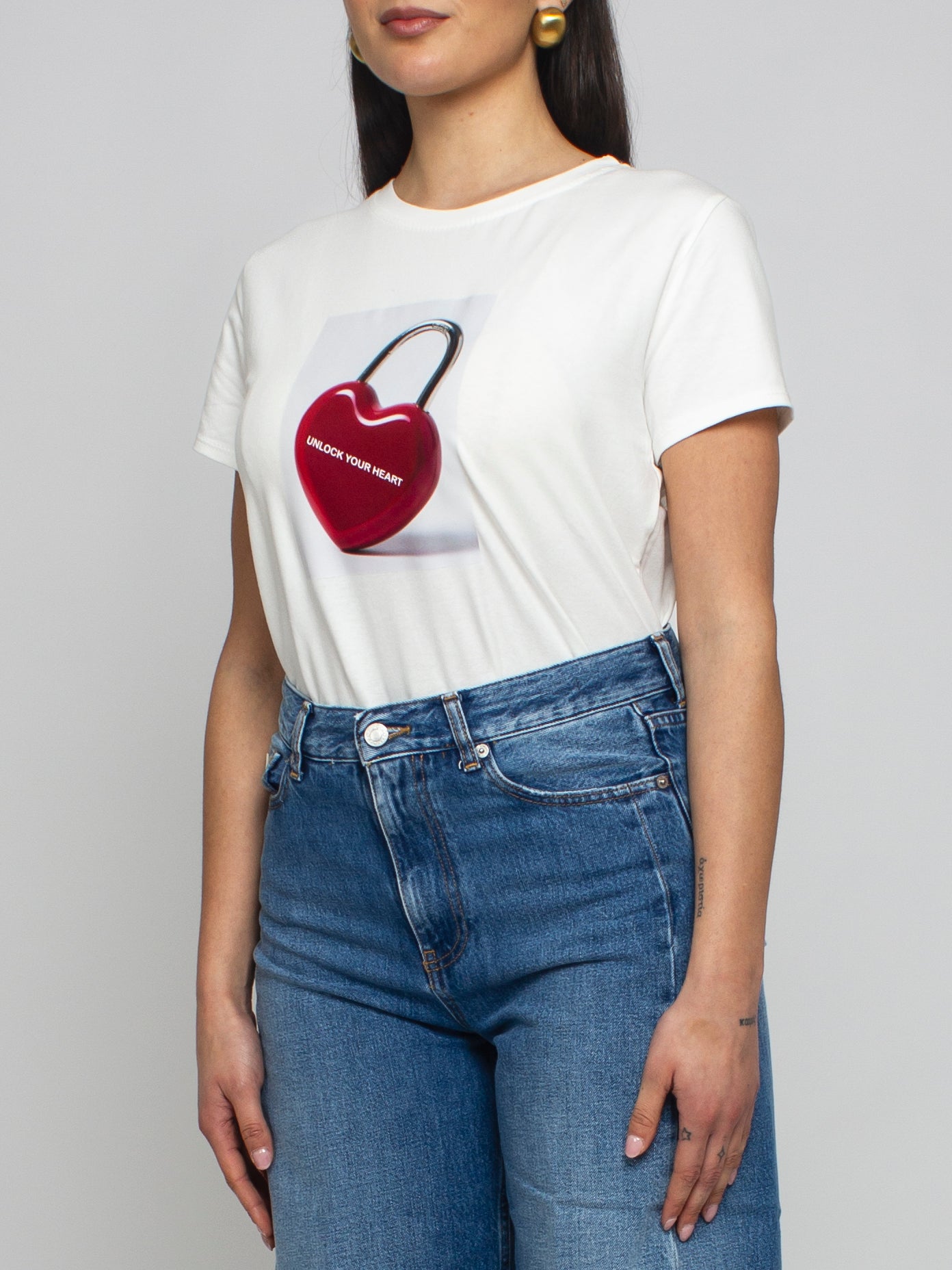 Tshirt con lucchetto a cuore Vicolo