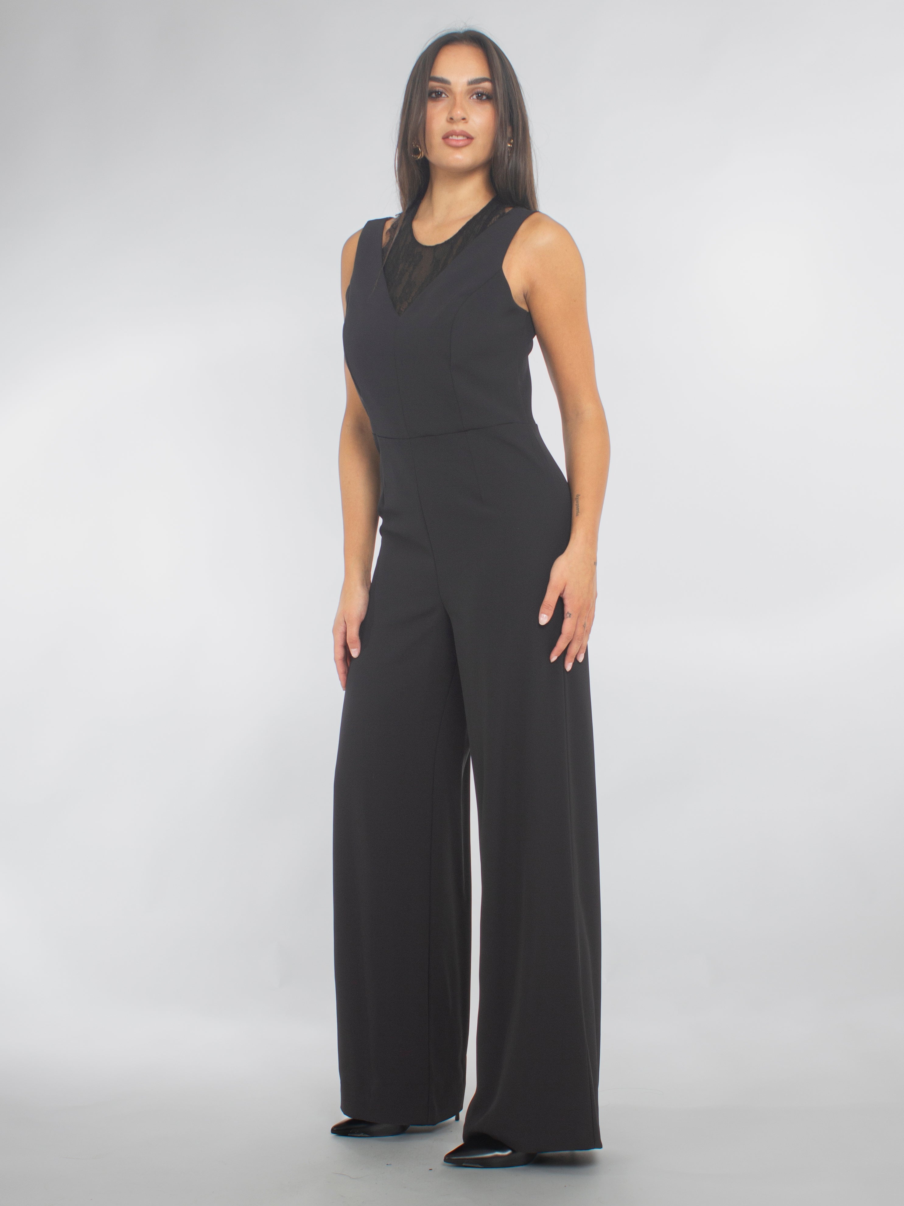 Tuta palazzo con Inserto in Pizzo e dettaglio Cut Out Rinascimento