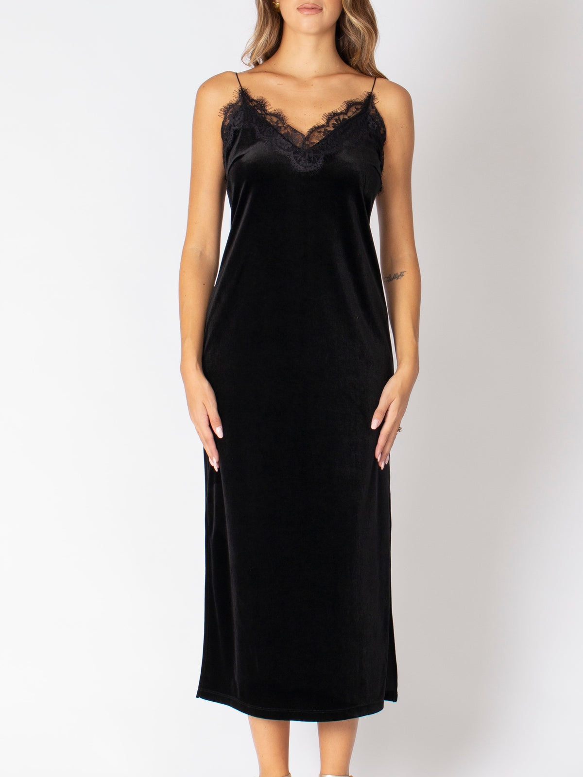 Abito con pizzo Rinascimento