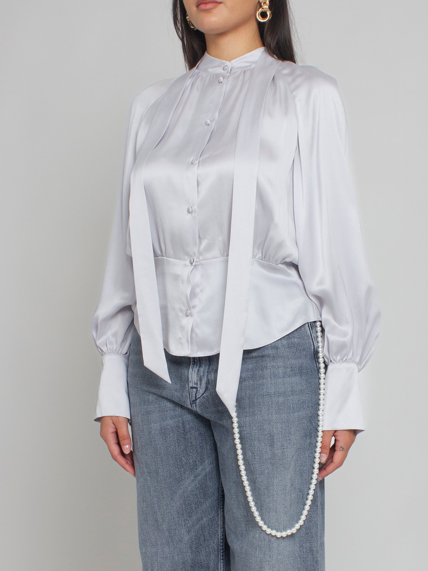 Camicia in raso di seta con fusciacca Blugirl