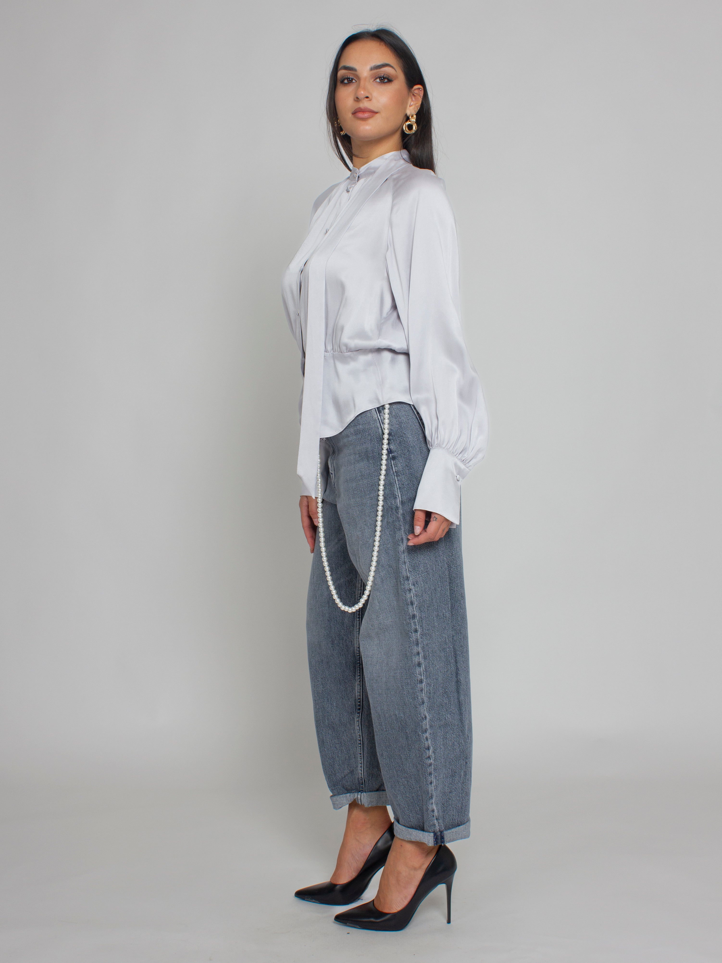 Camicia in raso di seta con fusciacca Blugirl