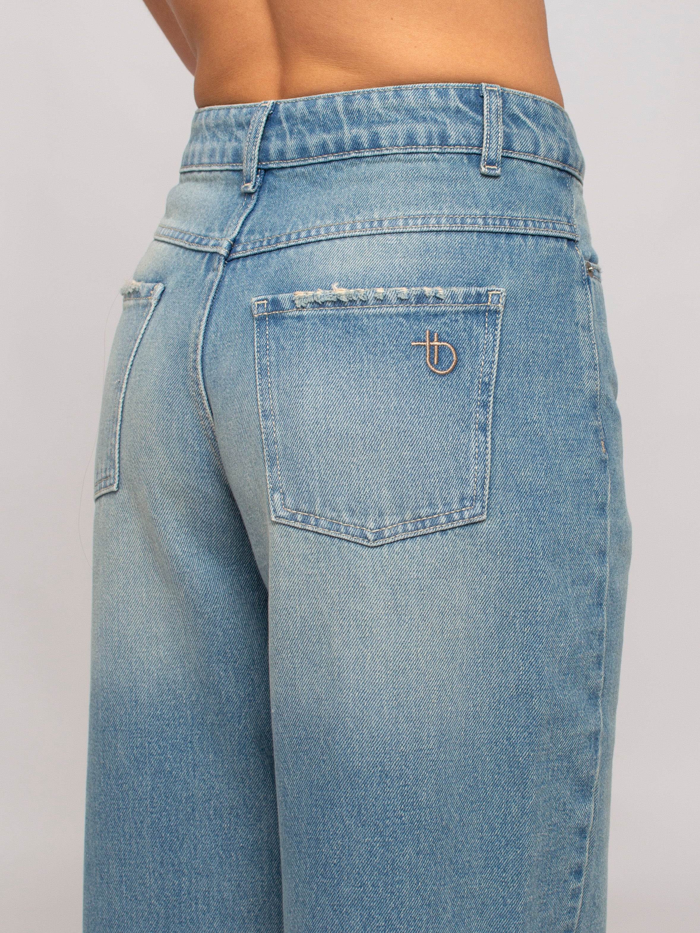 Jeans Barrel Fit To.Bì Demure