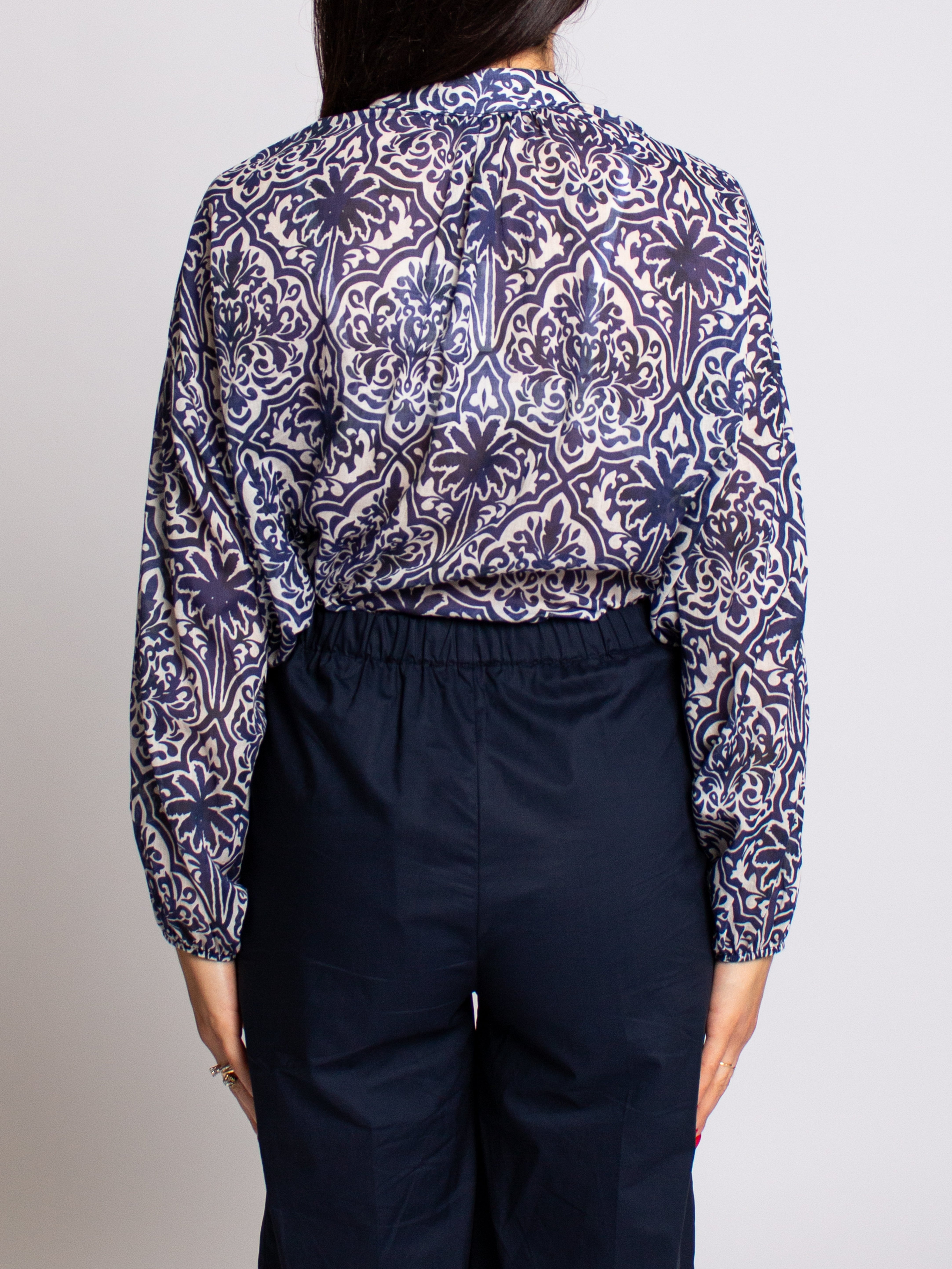 Blusa con laccio Two Way