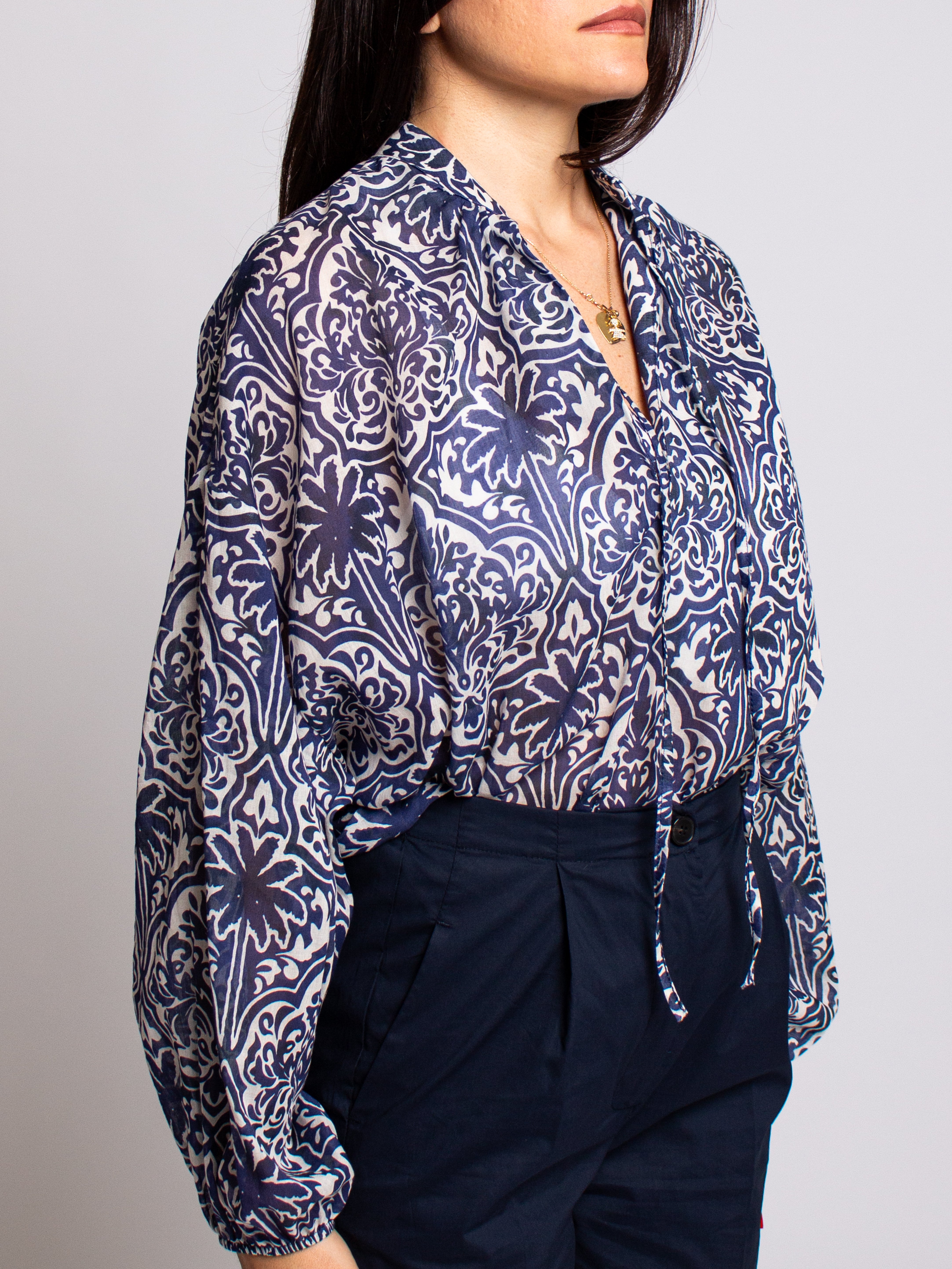 Blusa con laccio Two Way