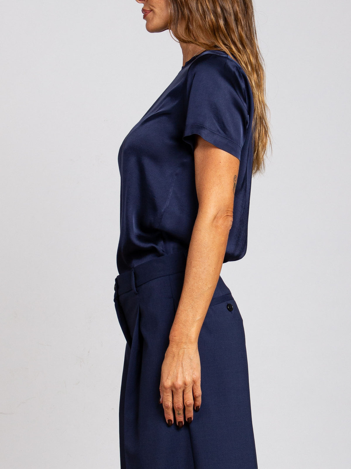 Tshirt in satin Vicolo
