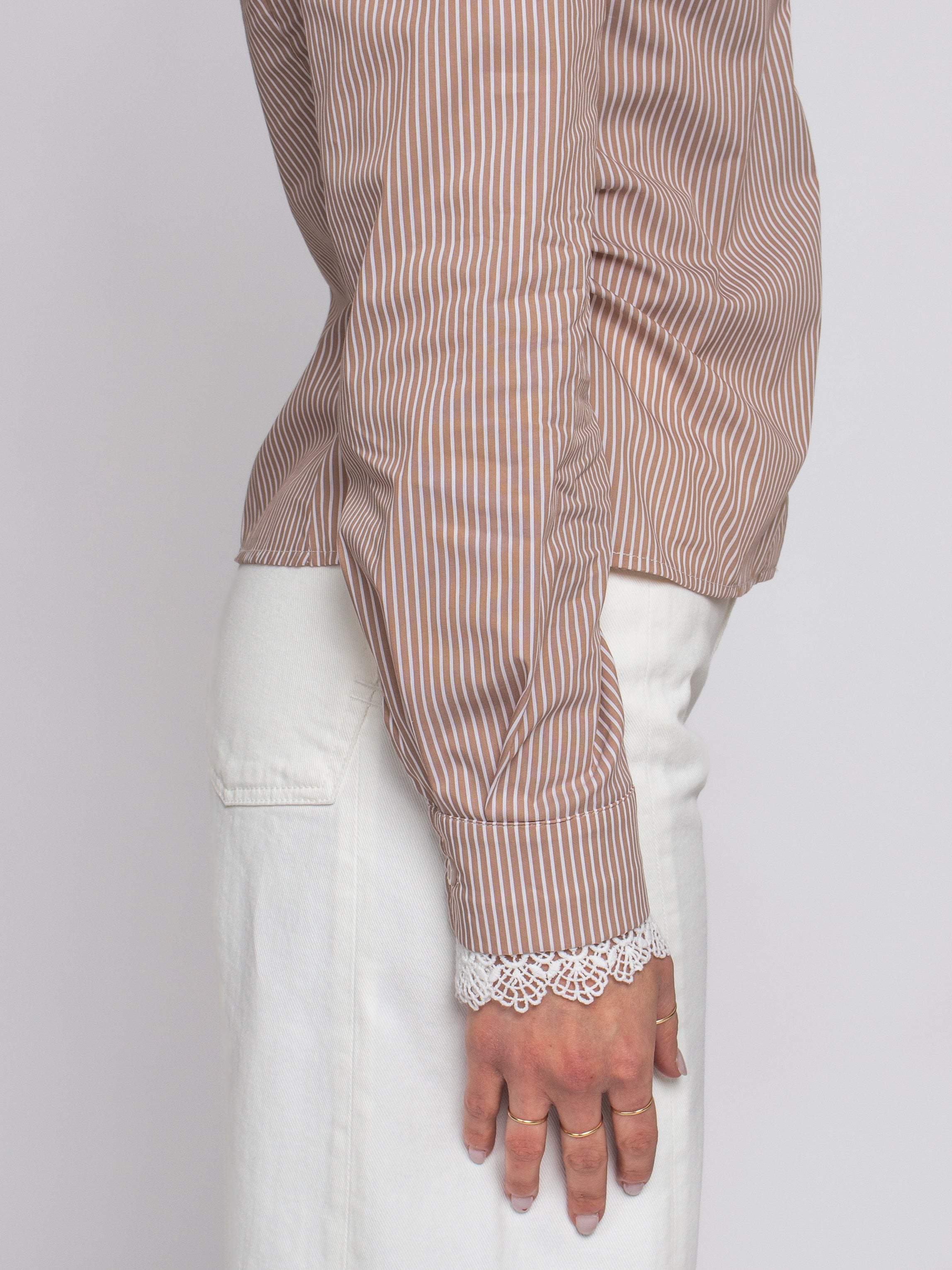 Camicia Righe e Merletto Le Streghe