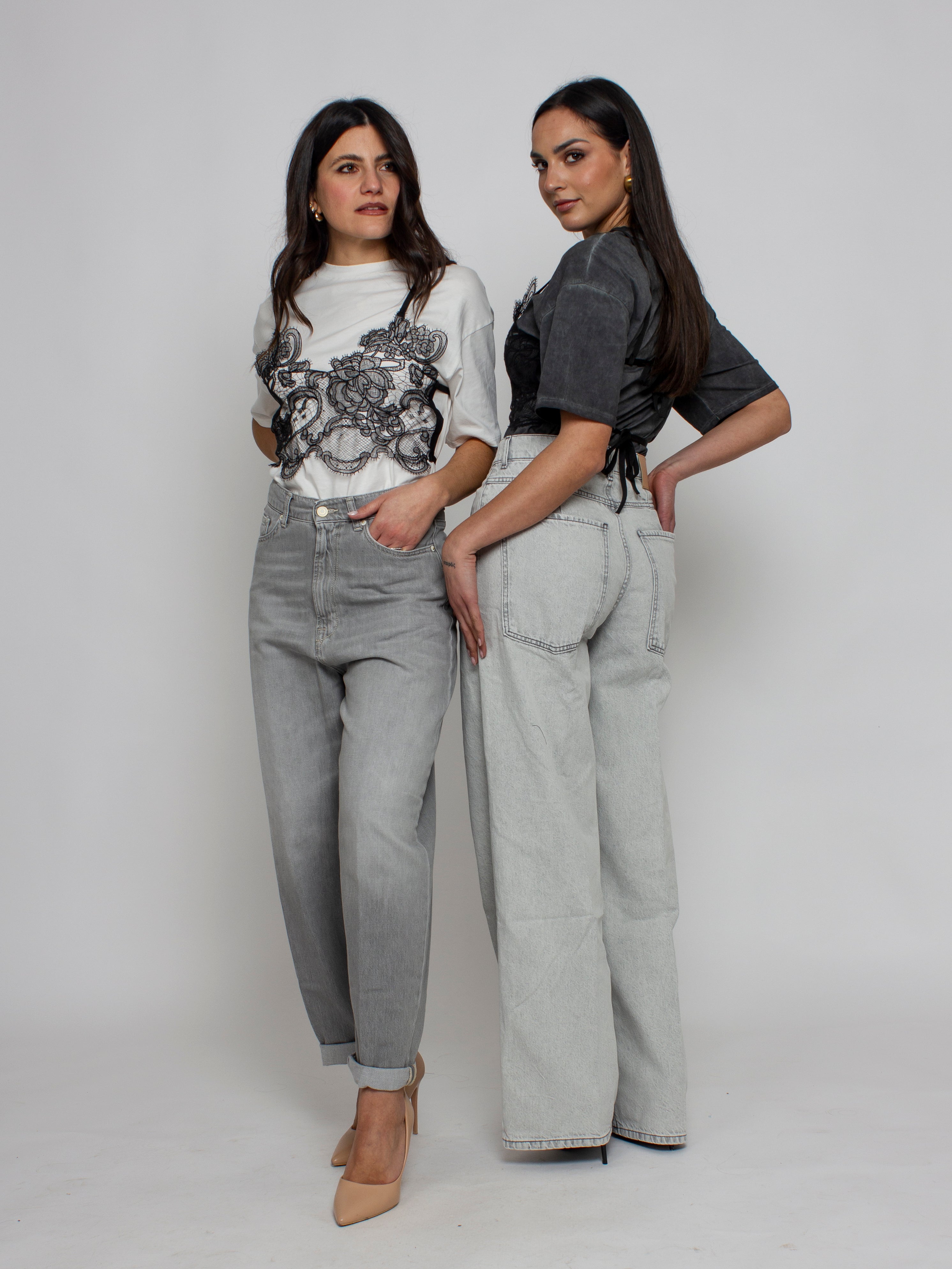 Tshirt con corsetto in pizzo Vicolo