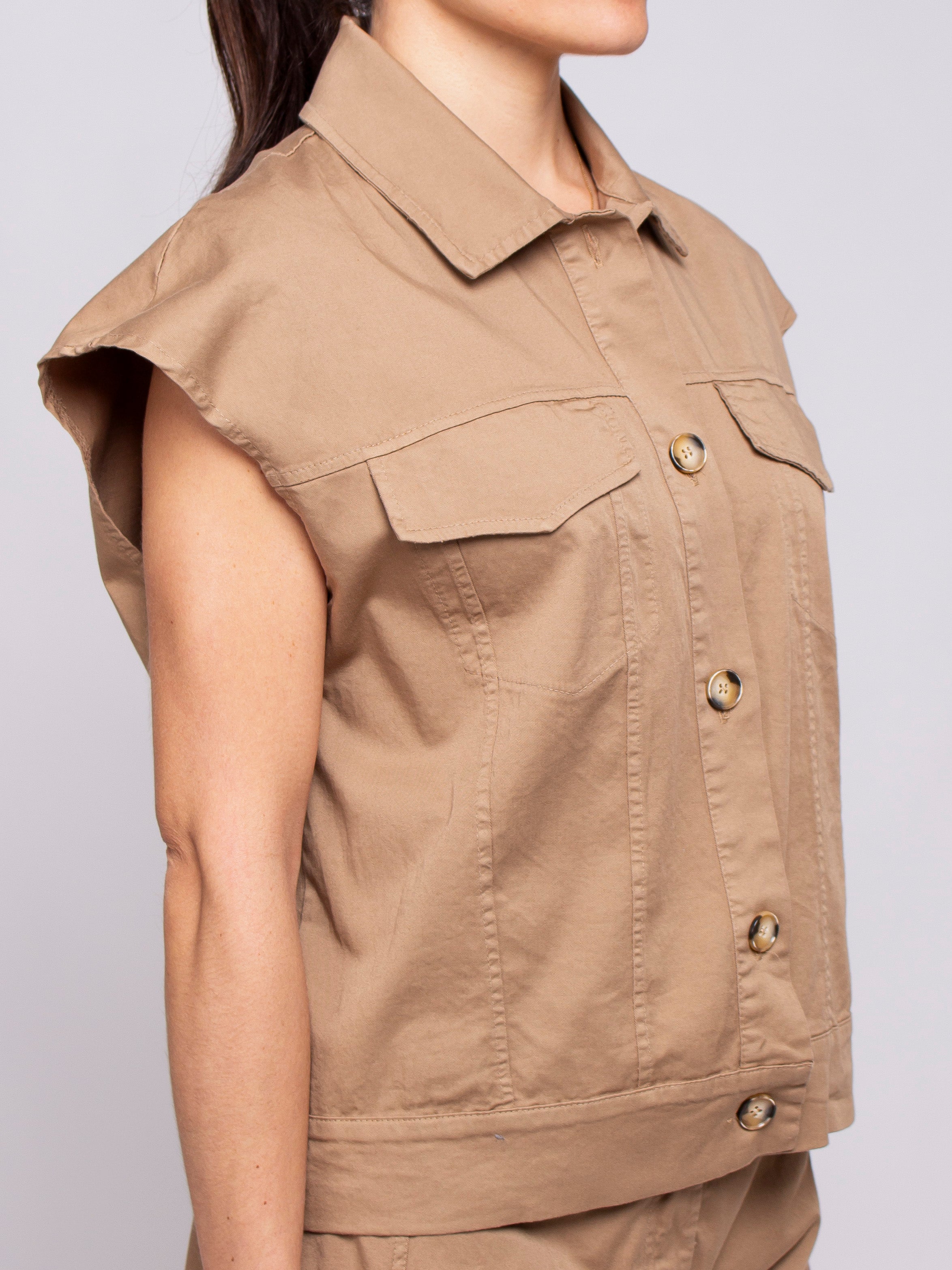Gilet con Bottoni Vicolo