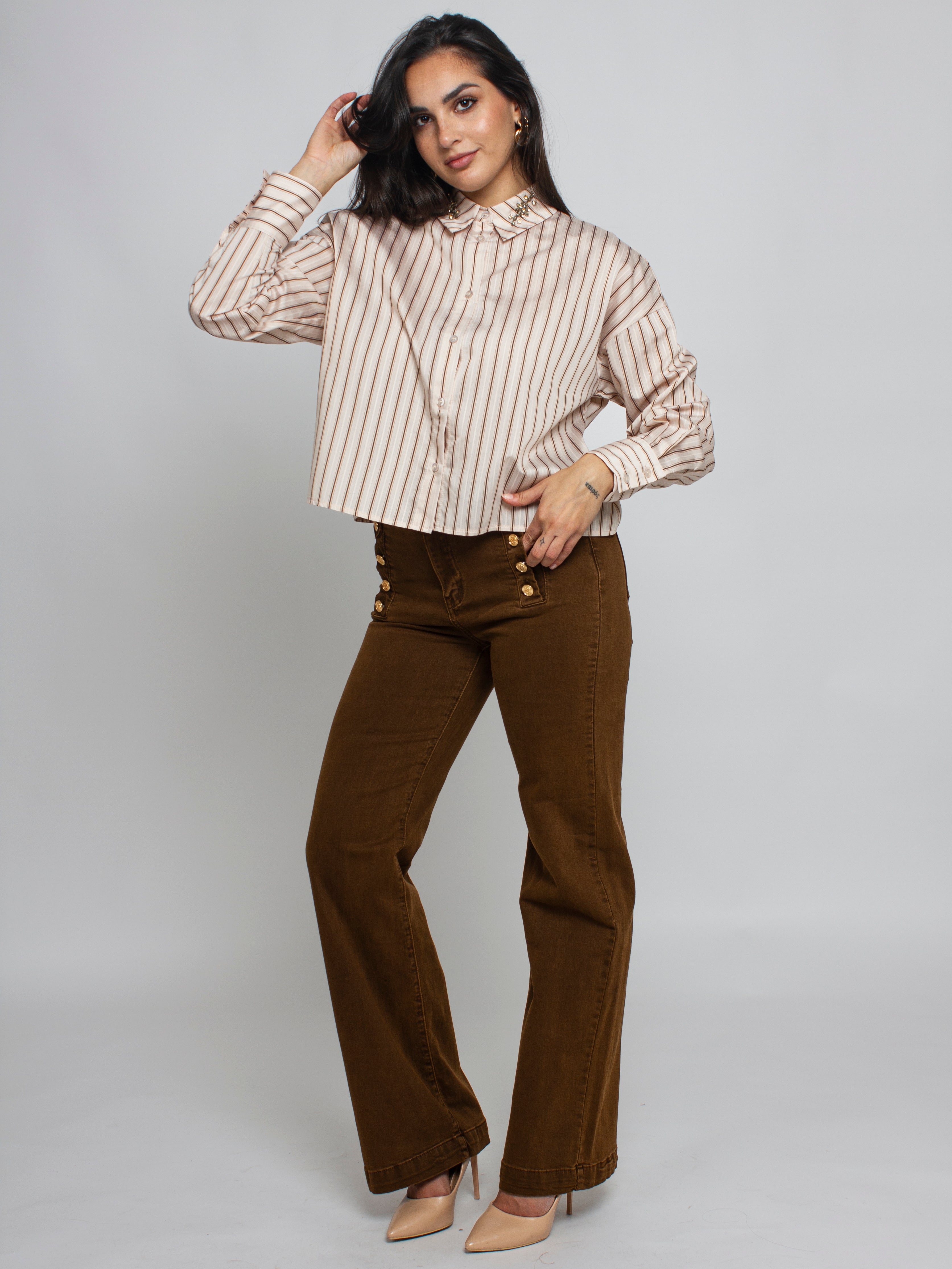 Camicia con applicazione sul colletto You Decide